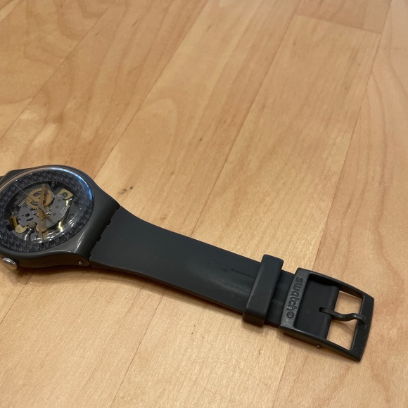 Black Rubber Swatch - Picture 4 of 5